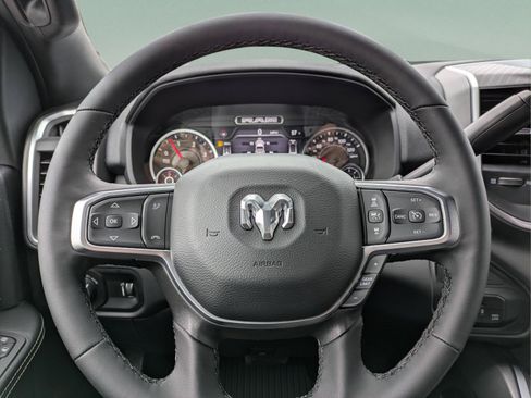 New 2026 RAM 2500 Big Horn AWD/4WD image 29