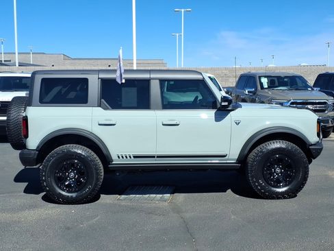 Certified 2021 Ford Bronco First Edition AWD/4WD image 3