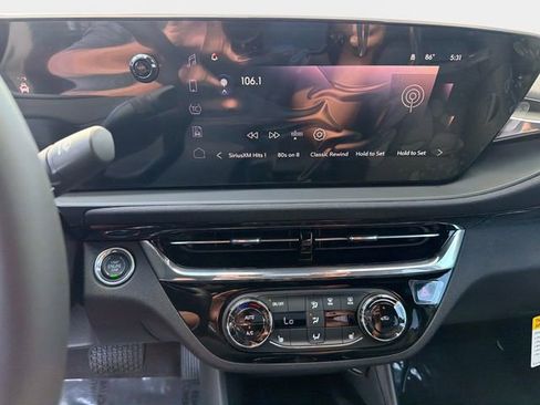 New 2026 Buick Envista Sport Touring image 23