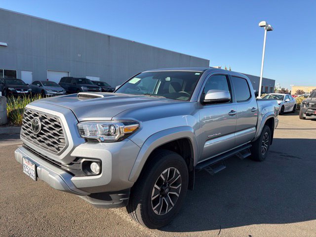 Used 2023 Toyota Tacoma TRD Sport w/ Advanced Technology Package AWD/4WD image 2