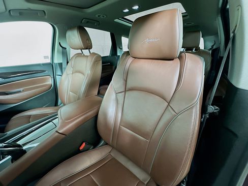 Used 2020 Buick Enclave Avenir w/ Avenir Technology Package image 21