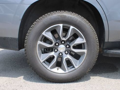 Used 2021 Chevrolet Tahoe LS AWD/4WD image 38