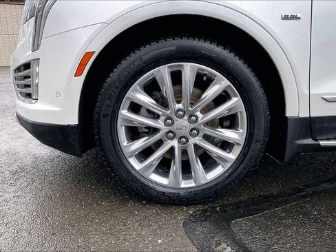 Used 2018 Cadillac XT5 Platinum image 8