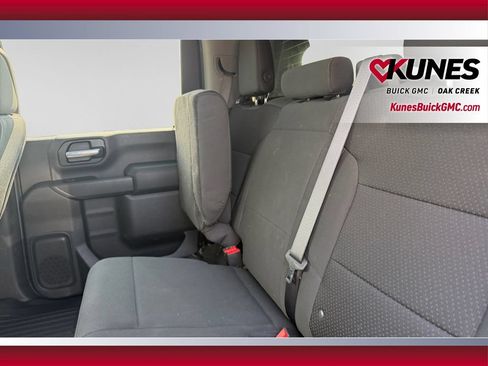 Used 2020 Chevrolet Silverado 2500 Custom w/ Custom Value Package AWD/4WD image 32