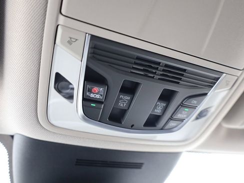 Used 2026 Acura MDX SH-AWD image 30