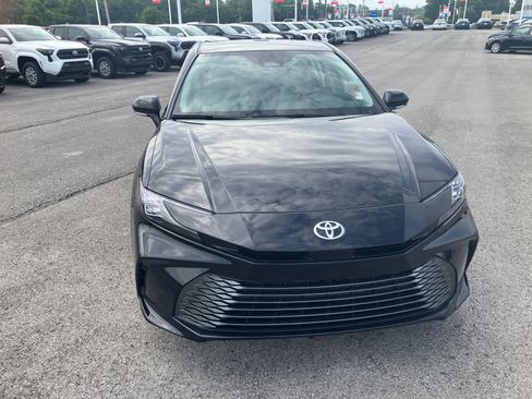 Certified 2026 Toyota Camry XLE AWD/4WD image 4