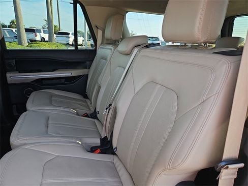 Used 2024 Ford Expedition Max Limited image 13