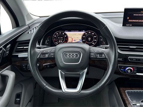 Used 2018 Audi Q7 3.0T Prestige image 18