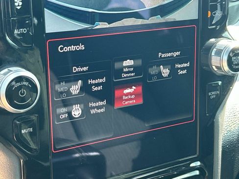 Used 2021 RAM 1500 Big Horn RWD image 34