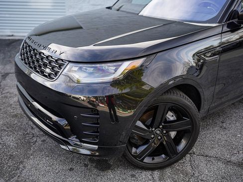 Used 2023 Land Rover Discovery S R-Dynamic image 2