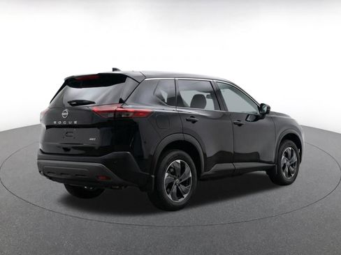 Used 2025 Nissan Rogue SV AWD/4WD image 9