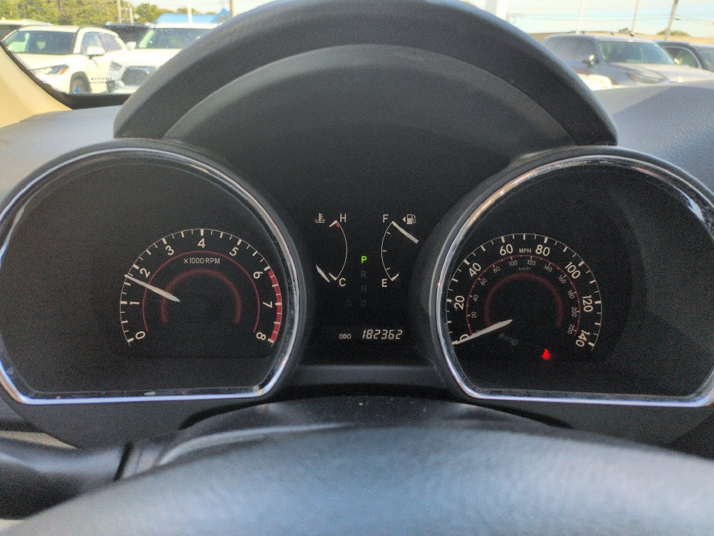 Used 2013 Toyota Highlander FWD w/ Cold Weather Pkg image 15