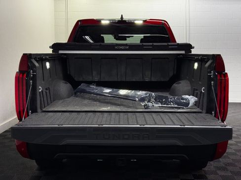 Used 2022 Toyota Tundra SR5 w/ SR5 Premium Package AWD/4WD image 35