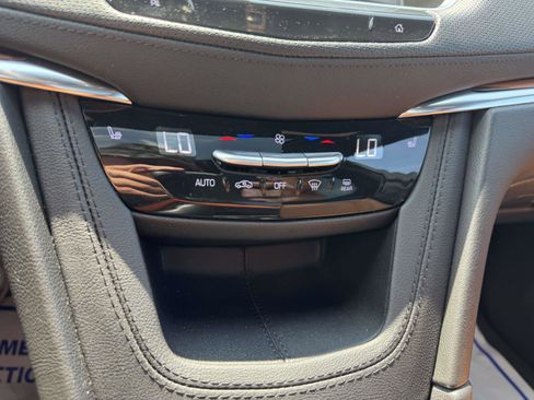 Certified 2023 Cadillac XT5 Premium Luxury AWD/4WD image 13