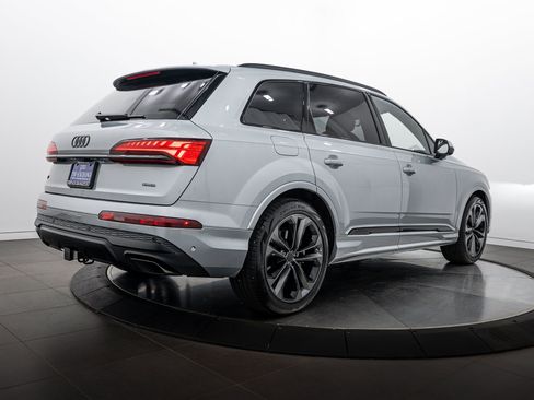 Used 2026 Audi Q7 3.0T Premium Plus w/ Premium Plus Package AWD/4WD image 4