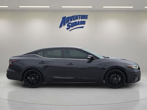 Used 2021 Nissan Maxima Platinum w/ 40th Anniversary Package image 7