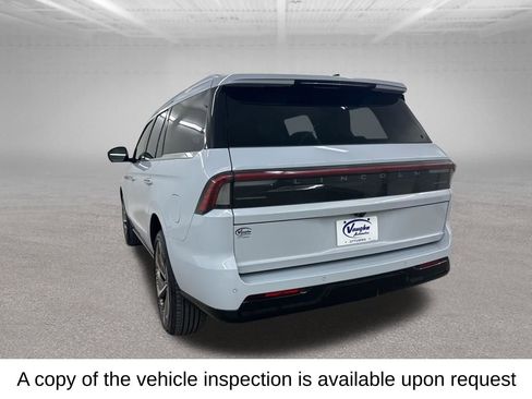 Used 2026 Lincoln Navigator Black Label AWD/4WD image 10