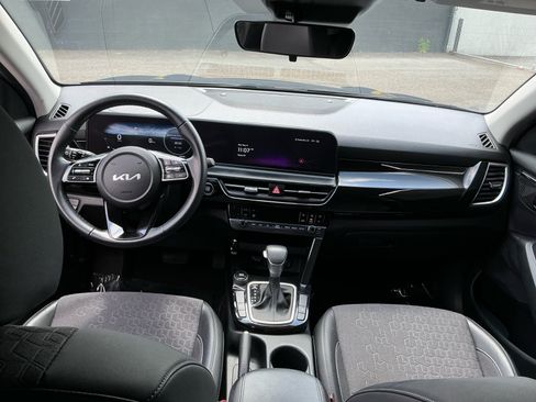 Used 2024 Kia Seltos S FWD image 17