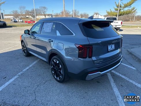 Used 2025 Kia Sorento SX FWD image 23