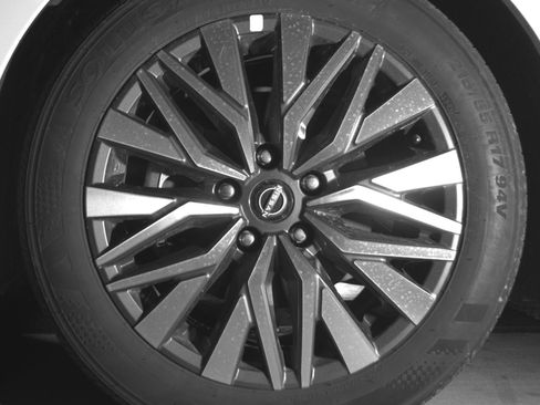 Used 2025 Nissan Altima 2.5 SV image 12