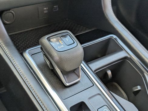 Certified 2023 Nissan Pathfinder SV image 27