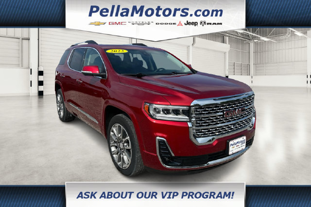 Used 2023 GMC Acadia Denali w/ Denali Ultimate Package AWD/4WD image 1
