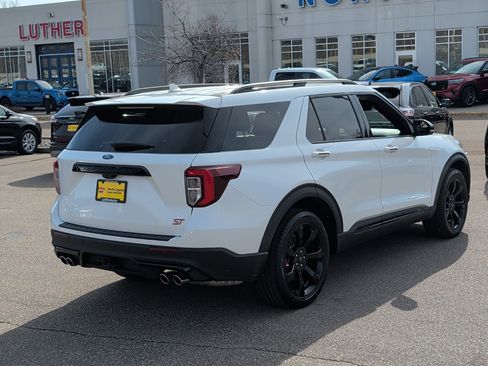 Used 2024 Ford Explorer ST w/ Equipment Group 401A image 4