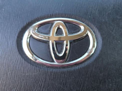 Used 2012 Toyota Prius C Four image 13