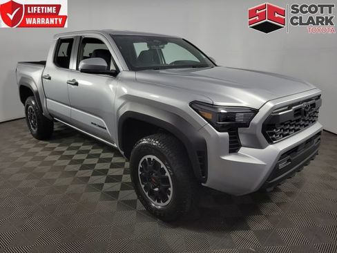 Used 2026 Toyota Tacoma TRD Off-Road AWD/4WD image 1