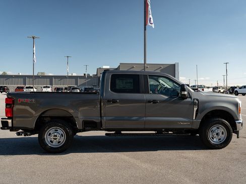 New 2026 Ford F350 XL w/ 360-Degree Camera Package AWD/4WD image 11
