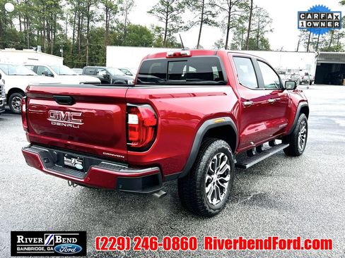 Used 2024 GMC Canyon Denali image 6