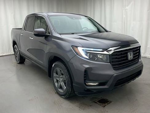 Used 2023 Honda Ridgeline RTL-E image 2