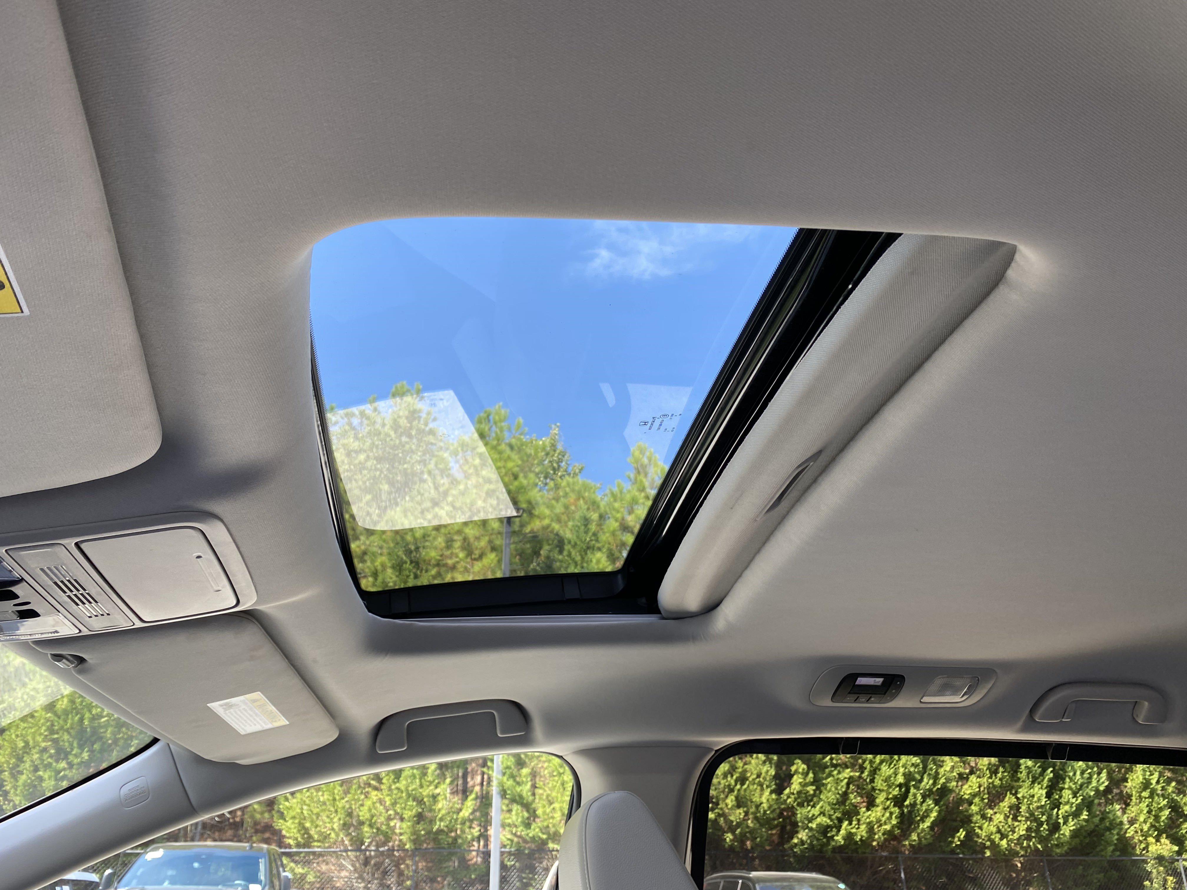 Used 2025 Honda Odyssey EX-L image 33