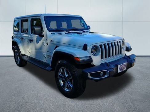 Used 2022 Jeep Wrangler Unlimited Sahara w/ LED Lighting Group image 8