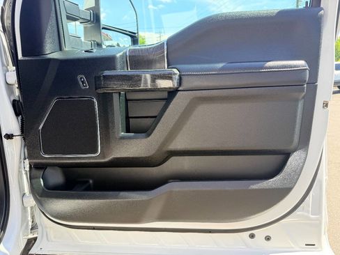 Used 2021 Ford F250 Lariat w/ Lariat Value Package AWD/4WD image 36