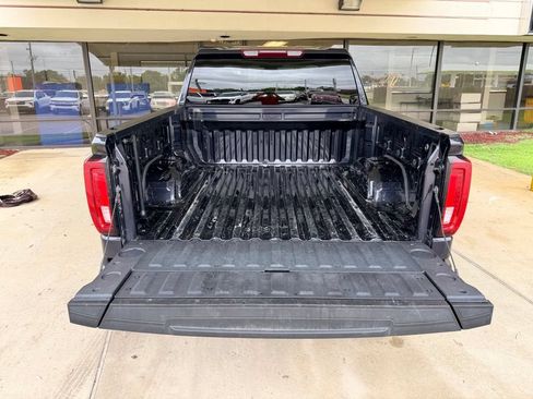 Used 2025 GMC Sierra 1500 SLT RWD image 32