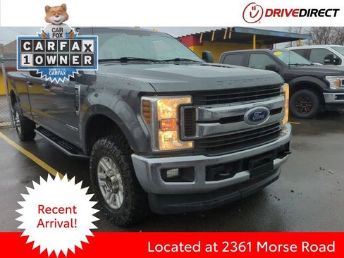 Used 2019 Ford F250 XLT w/ XLT Value Package image 1