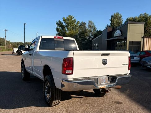 Used 2017 RAM 2500 Tradesman w/ Chrome Appearance Group AWD/4WD image 9