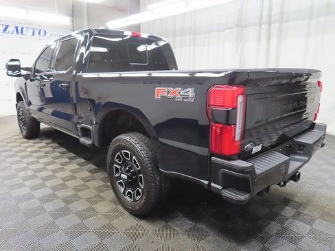 Used 2025 Ford F350 Platinum w/ FX4 Off-Road Package image 5