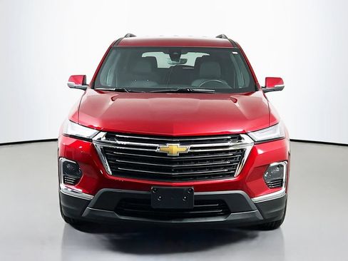 Used 2023 Chevrolet Traverse LT w/ Rear Camera Mirror Package AWD/4WD image 2