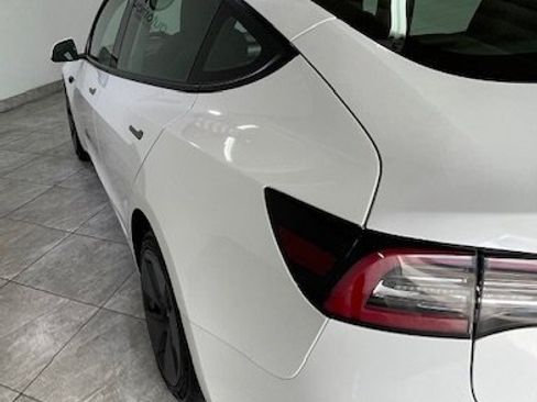Used 2023 Tesla Model 3 Standard Range image 14