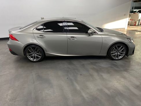 Used 2018 Lexus IS 300 F Sport image 7