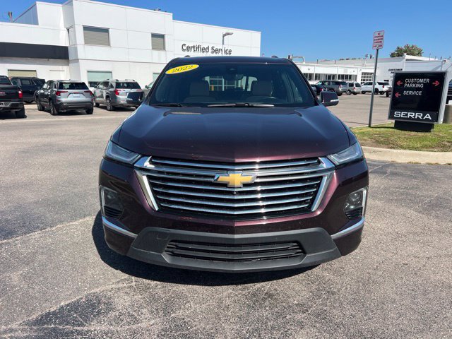 Used 2022 Chevrolet Traverse Premier w/ LPO, Floor Liner Package FWD image 2