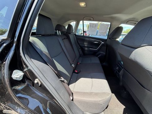 Used 2025 Toyota RAV4 XLE w/ Weather Package FWD image 38