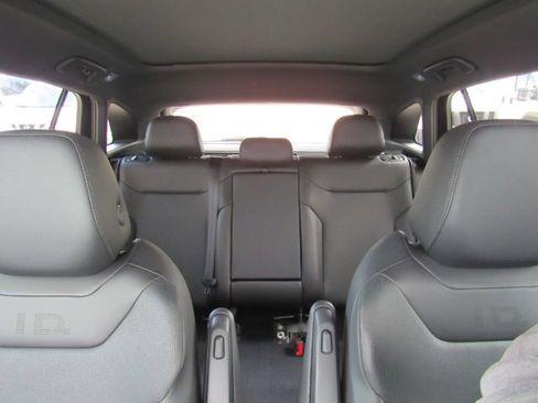 Used 2021 Volkswagen ID.4 1st Edition image 34