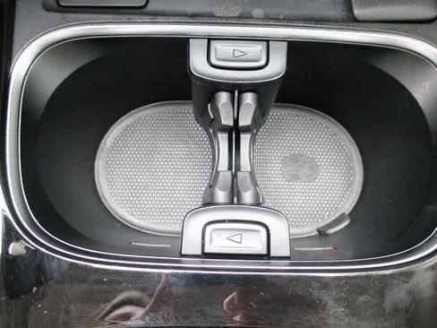 Used 2021 Mercedes-Benz GLA 250 4MATIC image 29