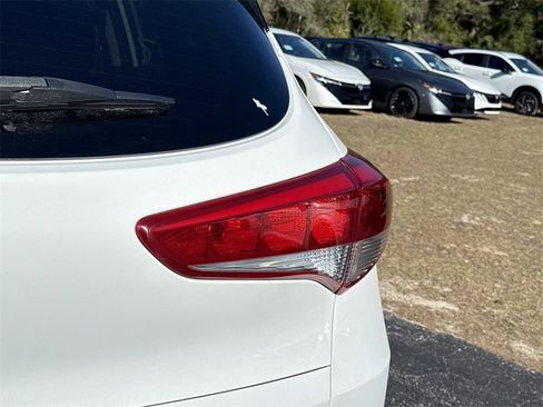 Used 2018 Hyundai Tucson SEL image 17