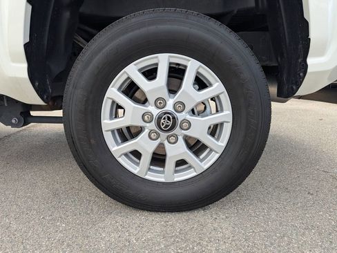 Used 2024 Toyota Tacoma SR5 image 15