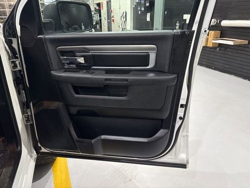 Used 2021 RAM 1500 Classic Warlock image 32