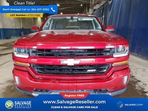Used 2018 Chevrolet Silverado 1500 LT image 2